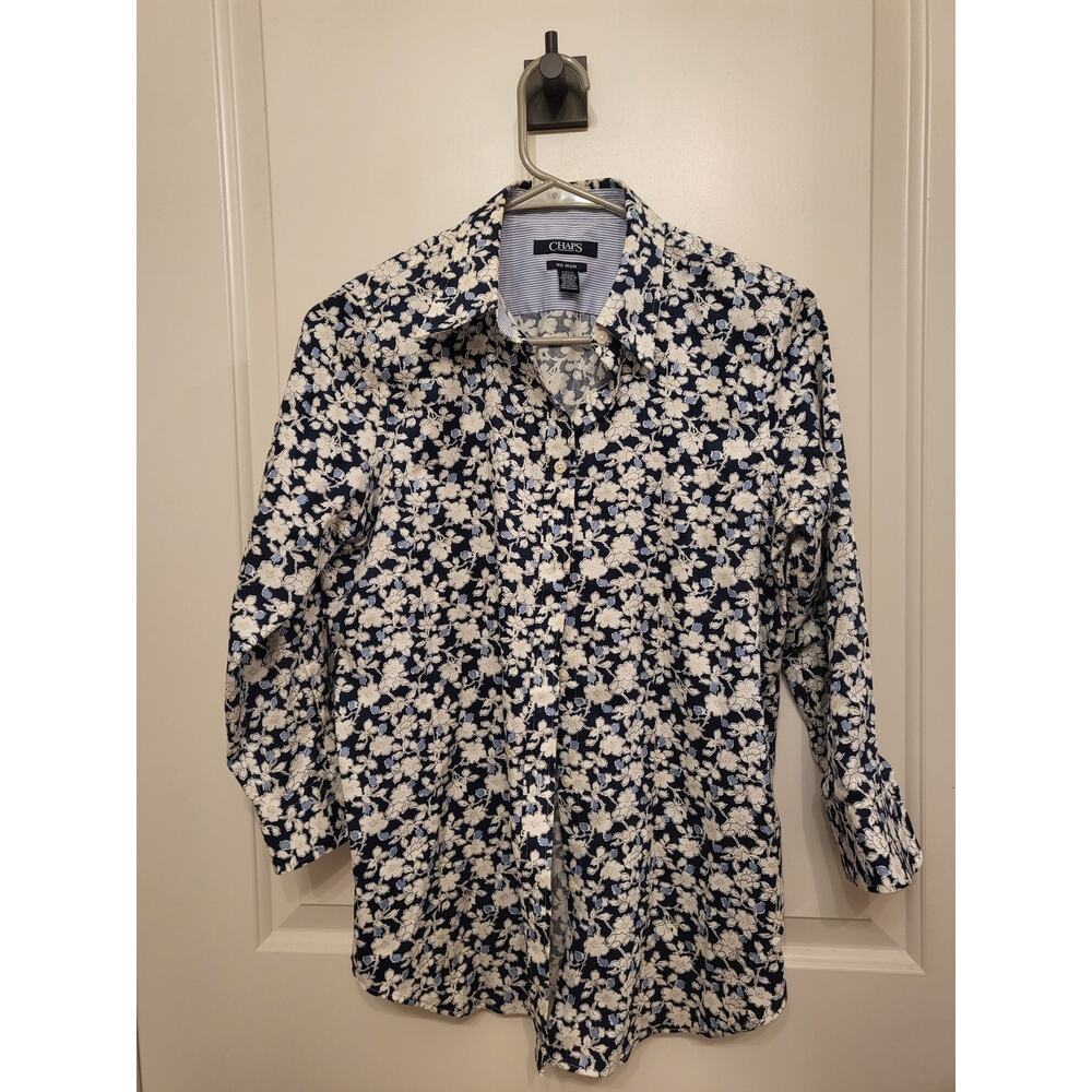 Chaps Women's floral dress shirt Blue Size SP